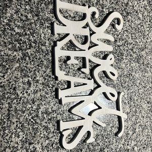 Sweet Dreams wall decor